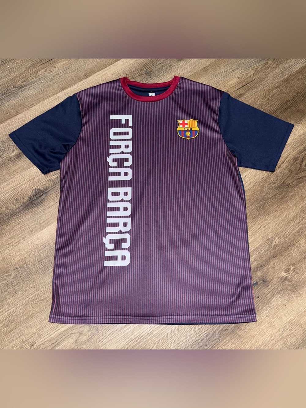 ‘FORCA BARCA’ Barcelona Soccer short Sleeve Shirt. Size Large.
